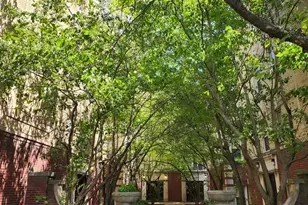 4855 N Harding Ave, Chicago, IL 60625 - Photo 2