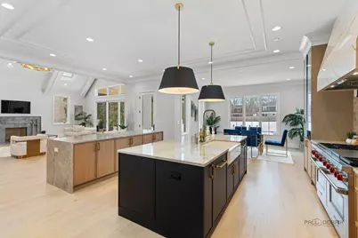 3890 Greenacre Drive, Northbrook, IL 60062 - Photo 12