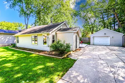 37905 N Loyola Avenue, Beach Park, IL 60087 - Photo 2