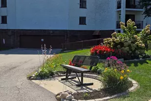 475 Plum Creek Dr, Wheeling, IL 60090 - Photo 28