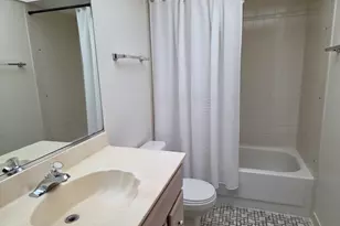 475 Plum Creek Dr, Wheeling, IL 60090 - Photo 10