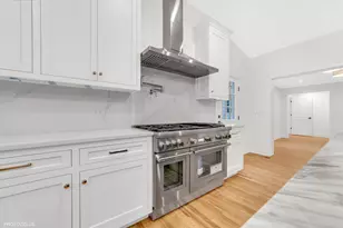 707 Brierhill Rd, Deerfield, IL 60015 - Photo 8