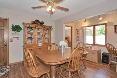 301 Meadows Road S, Bourbonnais, IL 60914 - Photo 6