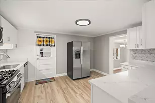 3923 Madison Ave, Brookfield, IL 60513 - Photo 8