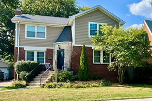 9210 S Trumbull Ave, Evergreen Park, IL 60805 - Photo 1