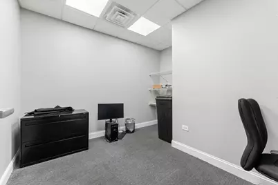 4122 W Grand Avenue, Chicago, IL 60651 - Photo 8