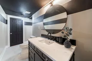 8607 Glenshire St, Tinley Park, IL 60487 - Photo 20