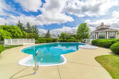 8607 Glenshire Street, Tinley Park, IL 60487 - Photo 2