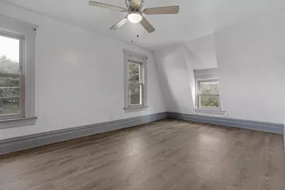 537 Hartford Avenue, Aurora, IL 60506 - Photo 14