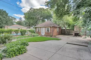 1096 S Wildwood Ave, Kankakee, IL 60901 - Photo 6
