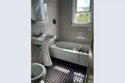 3037 N Central Park Avenue, Chicago, IL 60618 - Photo 16