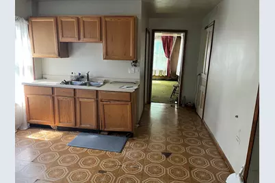 3037 N Central Park Avenue, Chicago, IL 60618 - Photo 8