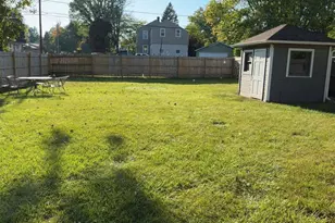 2738 Gabriel Ave, Zion, IL 60099 - Photo 8