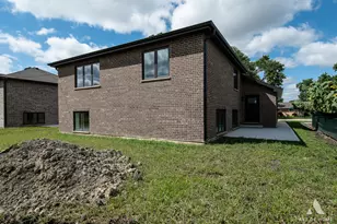 7945 W 73 Pl, Bridgeview, IL 60455 - Photo 38