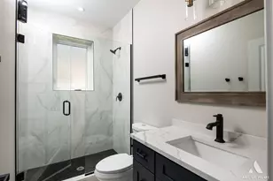 7945 W 73 Pl, Bridgeview, IL 60455 - Photo 34