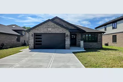 7951 W 73 Place, Bridgeview, IL 60455 - Photo 2