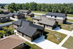 7951 W 73 Pl, Bridgeview, IL 60455 - Photo 38