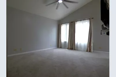 432 Thunder Ridge, Lake in the Hills, IL 60156 - Photo 12