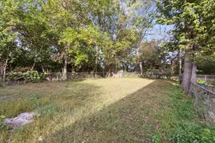 918 S 3rd St, Rockford, IL 61104 - Photo 26