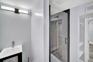 7316 S Woodlawn Ave, Chicago, IL 60619 - Photo 38