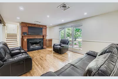 18838 W Hickory Street, Mundelein, IL 60060 - Photo 8