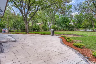 18838 W Hickory Street, Mundelein, IL 60060 - Photo 34