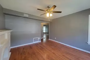 4241 W Crystal St, Chicago, IL 60651 - Photo 6