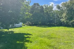 114 E Lincoln St, Saybrook, IL 61770 - Photo 2