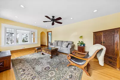 175 N Berteau Avenue, Elmhurst, IL 60126 - Photo 6