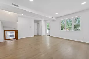 7234 N Hamilton Ave, Chicago, IL 60645 - Photo 22