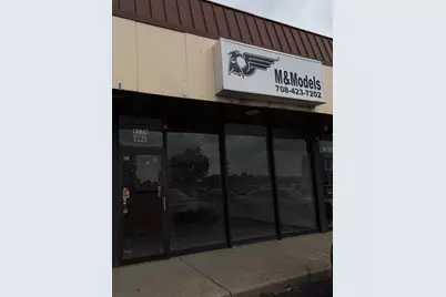 9239 S Cicero Avenue, Oak Lawn, IL 60453 - Photo 1