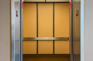 301 N Neil St, Champaign, IL 61820 - Photo 72