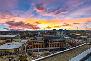 301 N Neil St, Champaign, IL 61820 - Photo 8