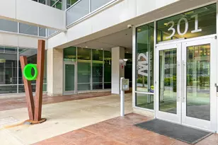 301 N Neil St, Champaign, IL 61820 - Photo 2