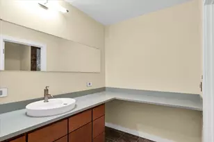 301 N Neil St, Champaign, IL 61820 - Photo 20