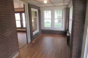 202 E Park St, Harvard, IL 60033 - Photo 2