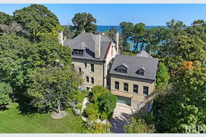 34 Logan Loop, Highland Park, IL 60035 - Photo 1