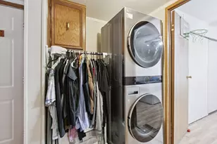 579 Park Ave, Belvidere, IL 61008 - Photo 26