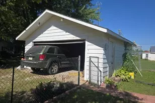 201 N Laurel St, Elvaston, IL 62334 - Photo 18