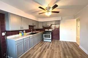 543 Geneva Ave, Bellwood, IL 60104 - Photo 6