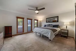 5 Lagoon Dr, Hawthorn Woods, IL 60047 - Photo 24