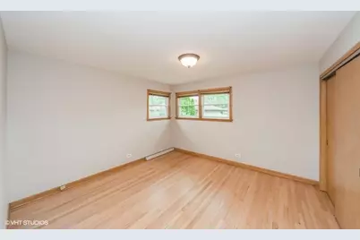 7045 W Madison Street, Niles, IL 60714 - Photo 14