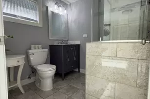 30W165 Estes St, Naperville, IL 60563 - Photo 14