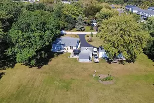 30W165 Estes St, Naperville, IL 60563 - Photo 1