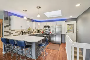 328 Brice Ave, Mundelein, IL 60060 - Photo 6