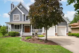 1028 Shady Ln, Glen Ellyn, IL 60137 - Photo 2