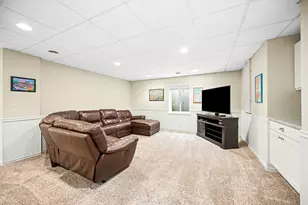 1028 Shady Ln, Glen Ellyn, IL 60137 - Photo 44
