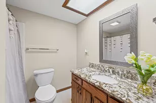 1304 Christopher Cir, Urbana, IL 61802 - Photo 8