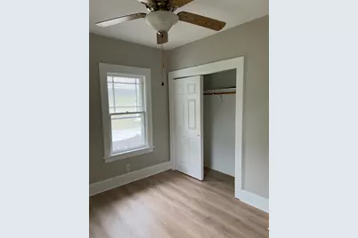 713 E Elmwood Avenue, West Chicago, IL 60185 - Photo 10