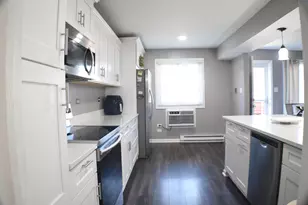 9072 Archer Ave, Willow Springs, IL 60480 - Photo 6